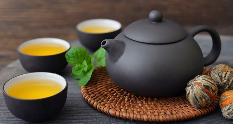 آنچه با نوشیدن چای در بدن رخ میدهد آنچه با نوشیدن چای در بدن رخ میدهد